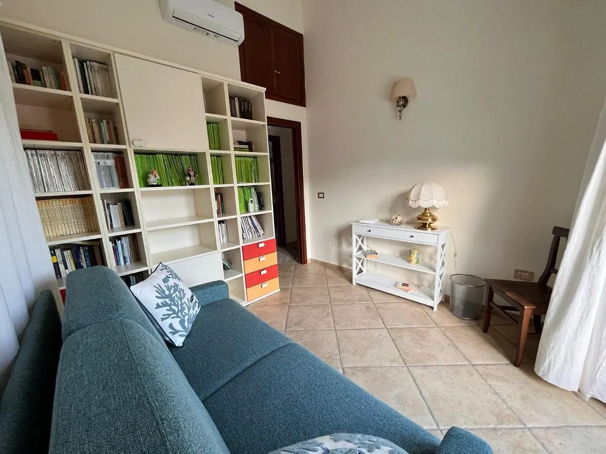 B&B Easy Wind Cala Gonone 0*,